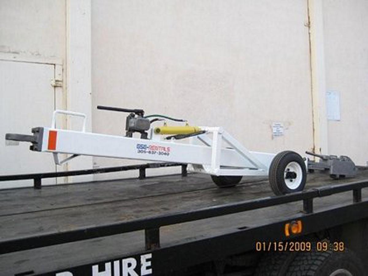 Tow Bar Hall Industries TB-8714