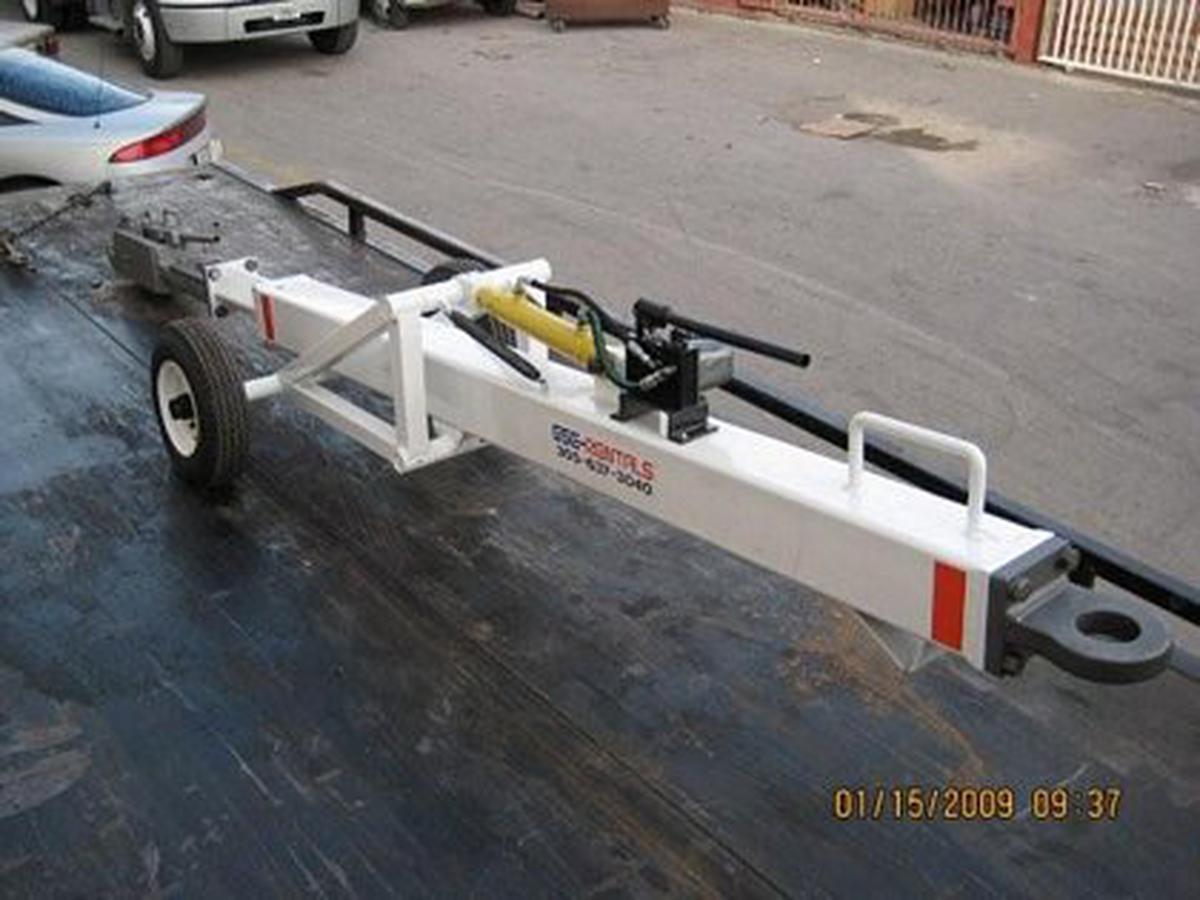 Tow Bar Hall Industries TB-8714