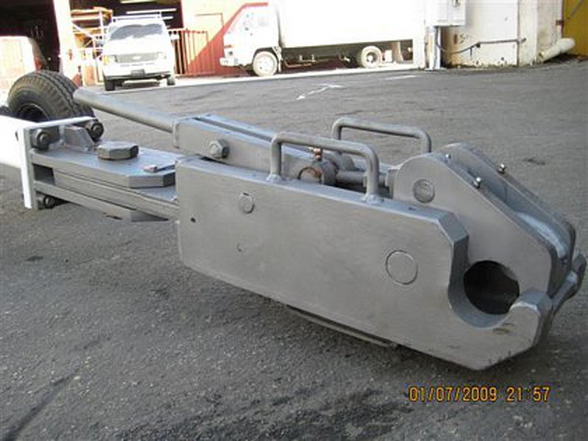 Tow Bar Hall Industries TB-8714