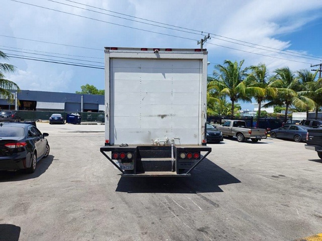 Truck Chassis Isuzu NPR-HD Diesel