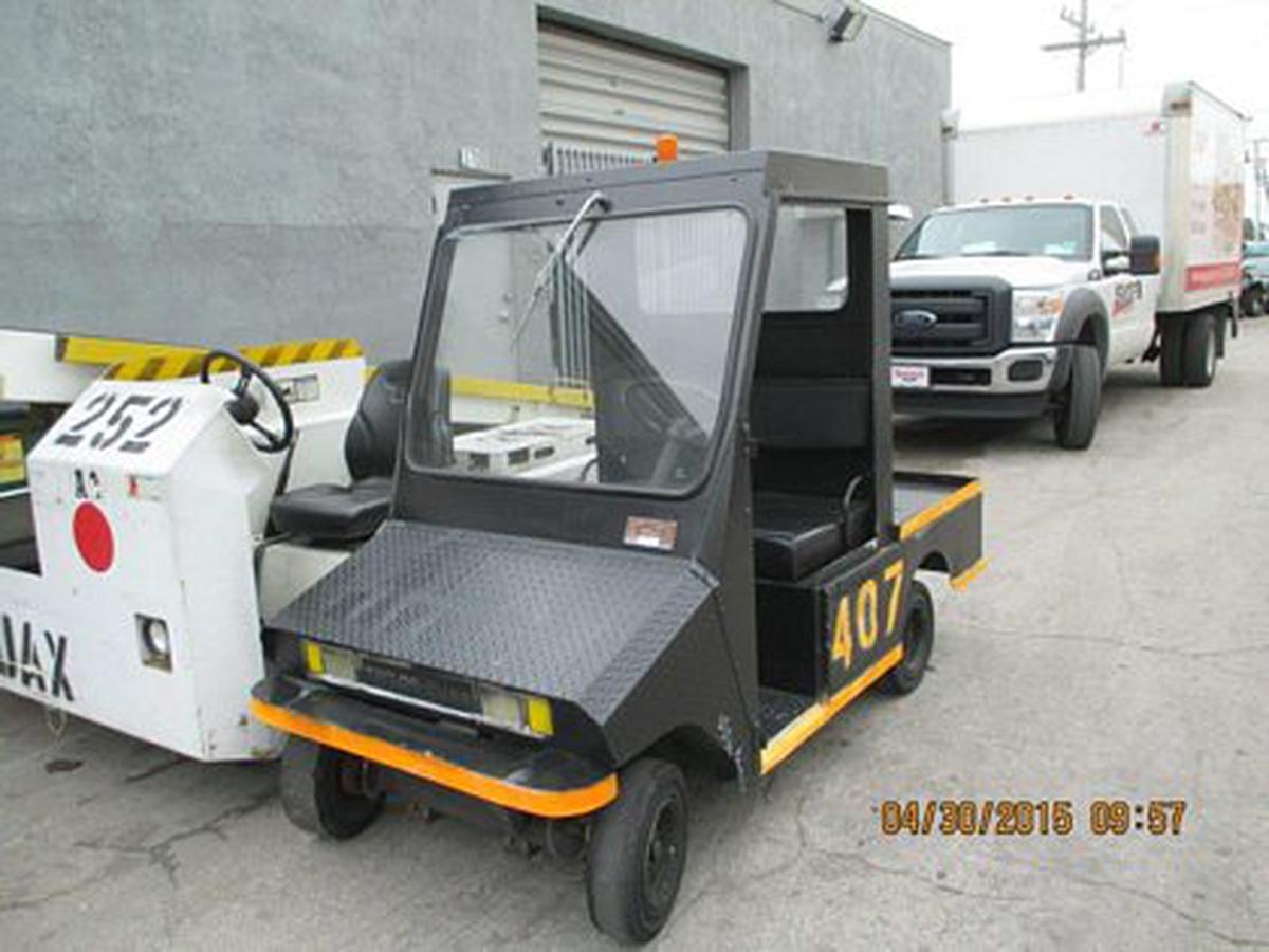 2004 Taylor-Dunn R3-80-52
