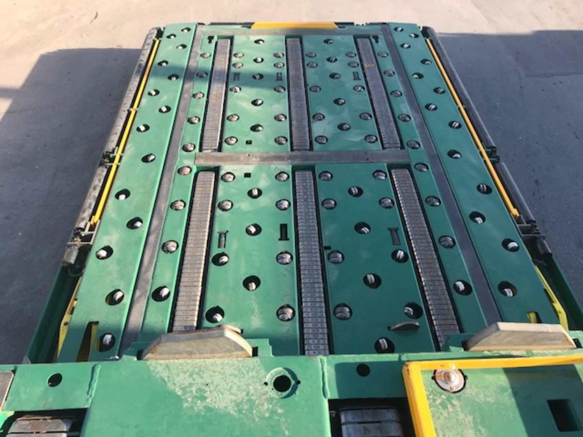 Cargo Loader TLD 828 Wide