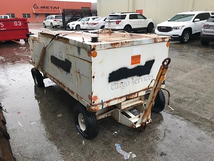Lavatory Cart Par-Kan LVC450 - 250 gal waste/150 gal flush
