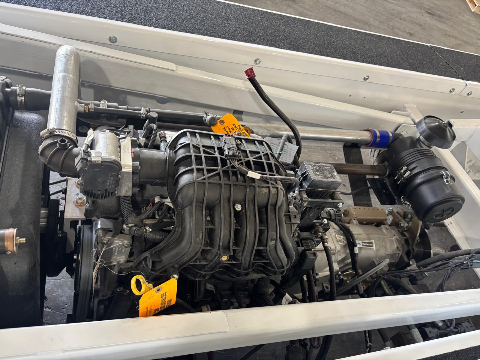Belt Loader Tug 660